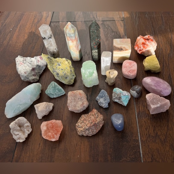 Crystals - Picture 2 of 3